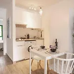 Holyhome Premium דירה *